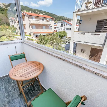 Mirjana Apartamento *